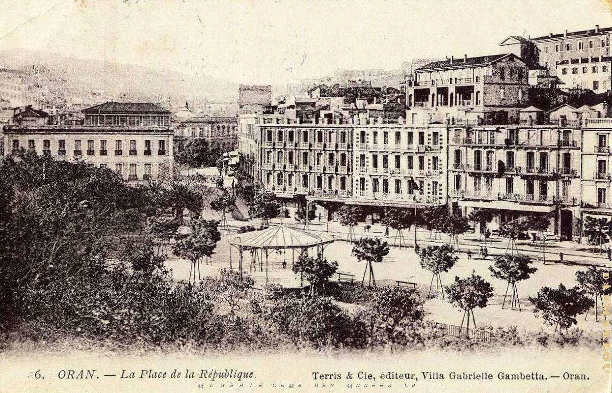 MH n- 023- Place de la republique.JPG